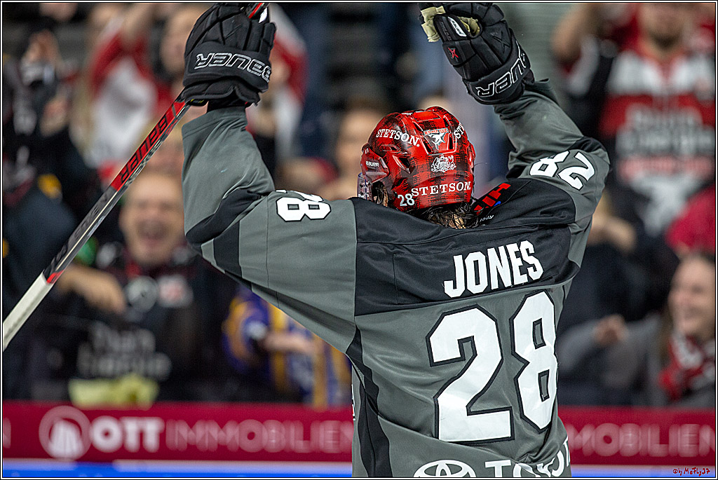 DEL; Koelner Haie - Straubing Tigers, 02.12.2018